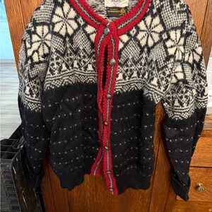 Vintage merrimac valley New England 100% wool button down sweater